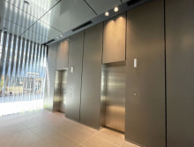 エレベーター(2基)