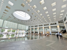 エントランスホール