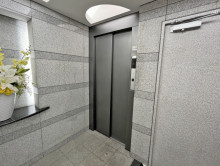 エレベーター(1基)