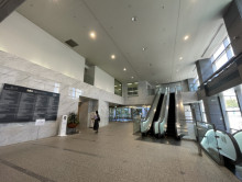 エントランスホール