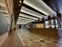 エントランスホール