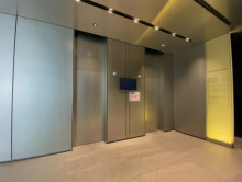 エレベーター(2基)