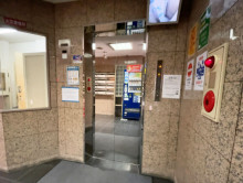 エレベーター(1基)