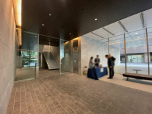 エントランスホール