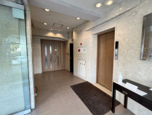 エントランスホール