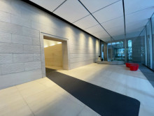 エントランスホール