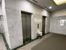 エレベーター(2基)