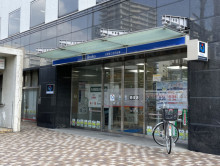 1階の大阪商工信用金庫 西支店