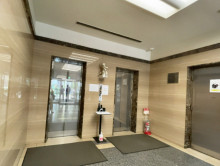 エレベーター(2基)