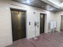 エレベーター(2基)