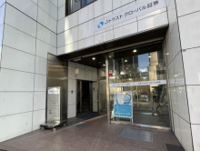 オフィスビル出入口