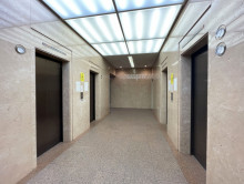 エレベーター(4基)