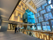 エントランスホール