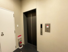 エレベーター(1基)