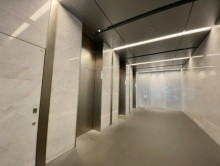 エレベーター(3基)