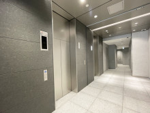 エレベーター(2基)