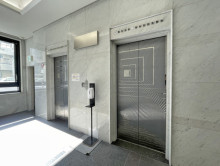 エレベーター(2基)