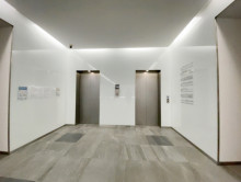 エレベーター（2基）