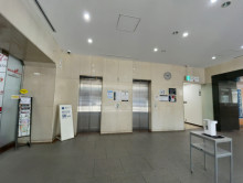 エレベーター(3基)