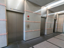エレベーター(3基)