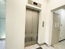 エレベーター(1基)