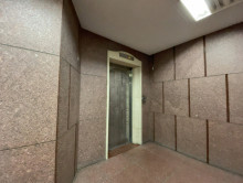 エレベーター(1基)