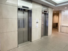 エレベーター(2基)