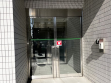 オフィスビル出入口