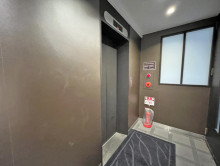 エレベーター(1基)