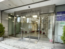 オフィスビル出入口