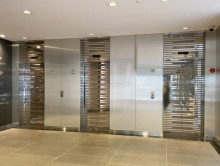 エレベーター(3基)