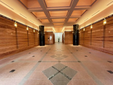 エントランスホール