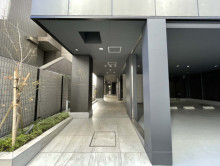 エントランスアプロー