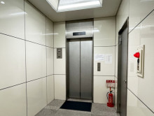 エレベーター(1基)