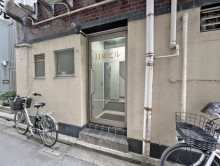 オフィスビル出入口