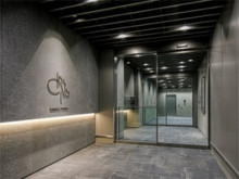 オフィスビル出入口