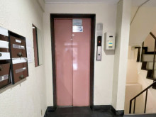 エレベーター(1基)