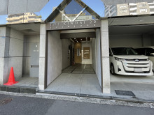 オフィスビル出入口