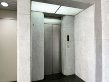 エレベーター(1基)