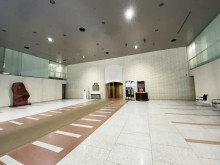 エントランスホール