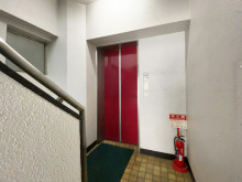 エレベーター(1基)