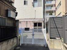 オフィスビル出入口