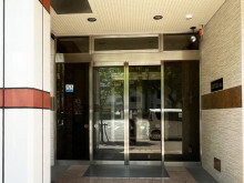 オフィスビル出入口