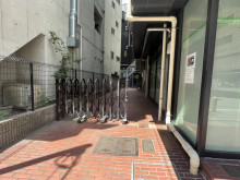 エントランスアプロー