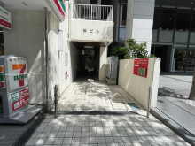 エントランスアプロー