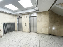 エレベーター(2基)