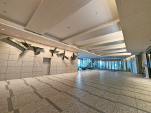 エントランスホール