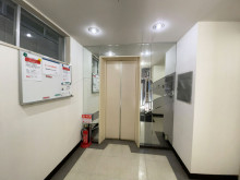 エレベーター(1基)