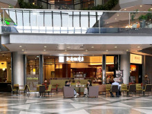 1階の上島珈琲店 OBP店