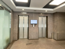 エレベーター(2基)